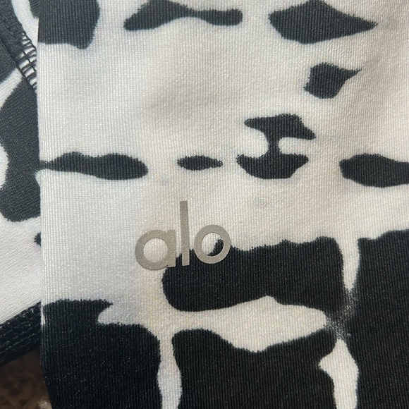 alo leggings - Picture 4 of 4